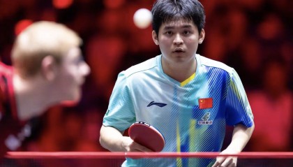 leyu sports-曾被王皓狠批！林诗栋降到世界第5：13个月0冠 1年前排世界第1